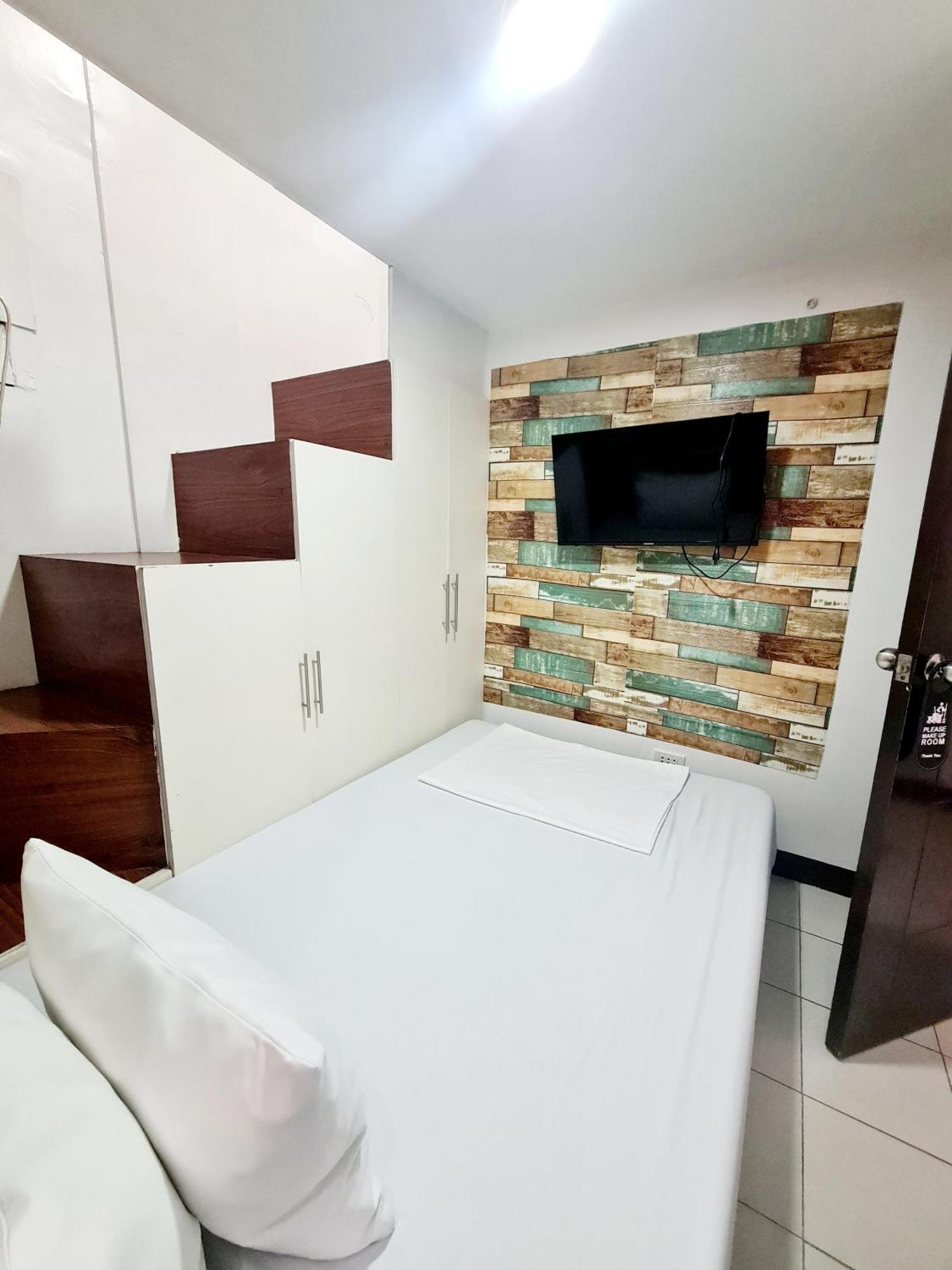 Dasma Lofts Hotel Near Dela Salle Dasma Dasmarinas Εξωτερικό φωτογραφία