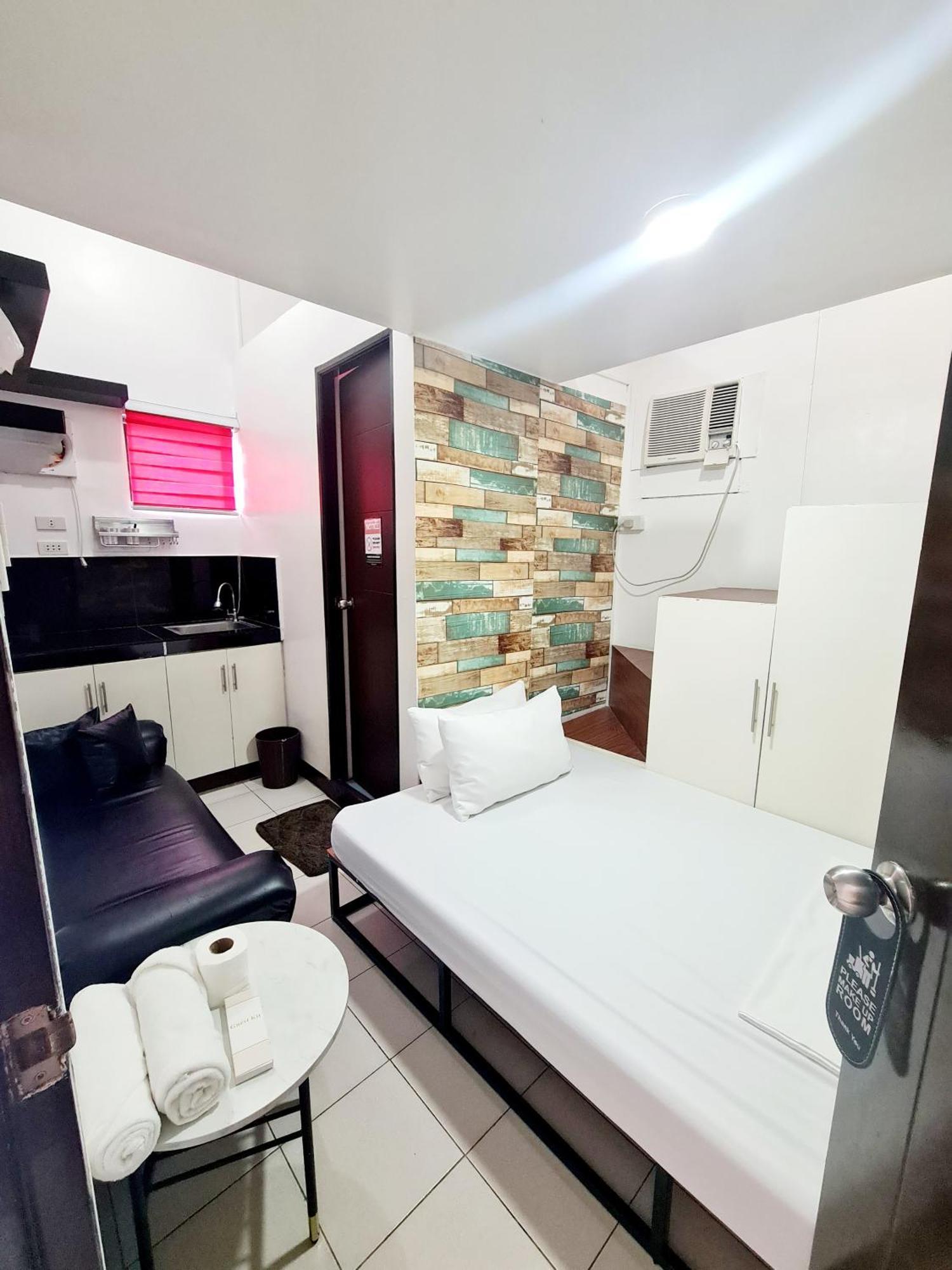Dasma Lofts Hotel Near Dela Salle Dasma Dasmarinas Εξωτερικό φωτογραφία